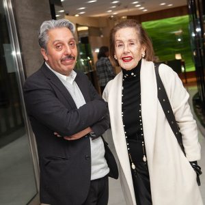 Juan Luis Salinas y Lucia Gallo en la charla de historia de las perlas en joyería mosso luis pasteur